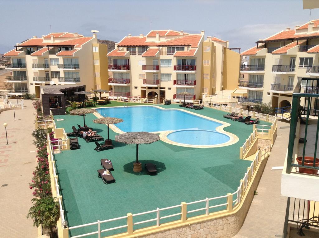 Vila Cabral 1 Bed Apt - Wi-Fi & Air Con Included Sal Rei Exterior photo