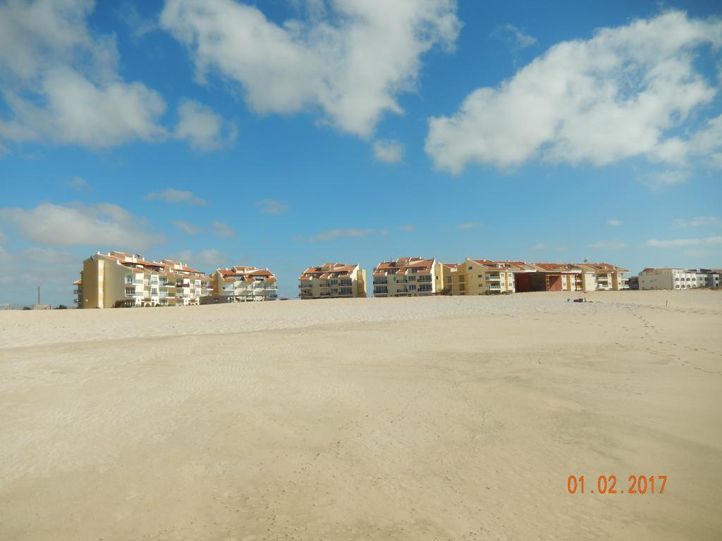 Vila Cabral 1 Bed Apt - Wi-Fi & Air Con Included Sal Rei Exterior photo